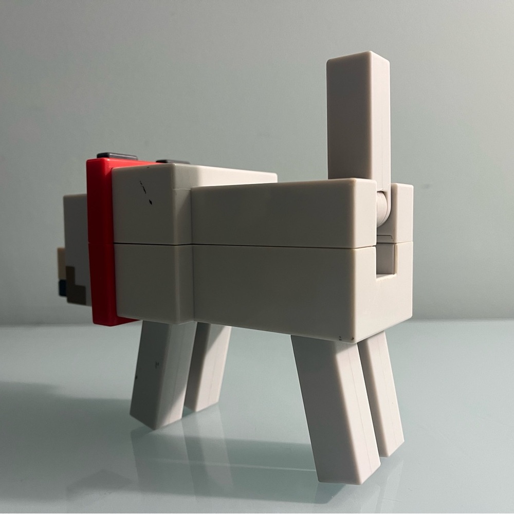 Minecraft Wolf Toy - Picture 4 of 7